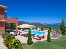 Villa Nireaus, hotell i Chaliotata