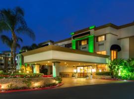 Holiday Inn Santa Ana-Orange County Airport, an IHG Hotel, hotel cerca de Aeropuerto John Wayne - SNA, Santa Ana