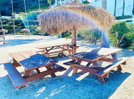 Hamilton Cove-Boho Chic Villa w/Golf Cart...No pets.: Avalon şehrinde bir plaj oteli