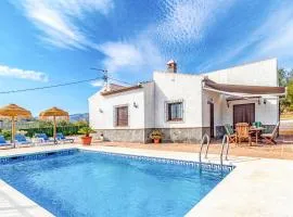 Nice Home In Periana With 3 Bedrooms, Wifi And Swimming Pool