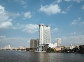 Grand Nile Tower, hotel in Cairo