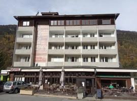 Hotel Lodge Inn – hotel w mieście Fiesch
