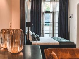 B in Antwerp, bed and breakfast en Amberes