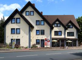 Hotel Vier Spitzen, hotel v destinaci Lauenförde