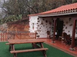 Vv LOS SENDEROS FONTANALES: Moya'da bir dağ evi
