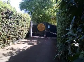 " village tonneaux de tirpoil "