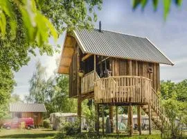 Tree house