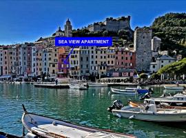 SEA VIEW APARTMENT in front of the sea, family hotel in Portovenere