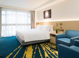 Holiday Inn Golden Mile by IHG, hotel v Hong Kongu
