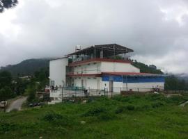 Hotel SNOW CLIFF, hotel v destinaci Naugaon