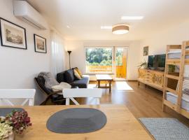 Old Boatman's House, hotel v Bledu