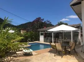 Casa com piscina ubatuba