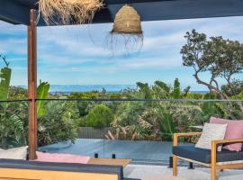 Ocean Suites Byron Bay, отель в Байрон-Бей, рядом находится Поле для гольфа Byron Bay