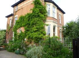Laurel House, khách sạn 4 sao ở Cheltenham