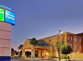 Holiday Inn Express Las Vegas-Nellis, an IHG Hotel, hôtel à Las Vegas près de : Base aérienne de Nellis