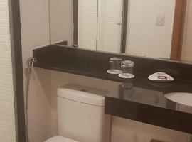 FLAT ED. ATHOS BULCÃO AP. 209