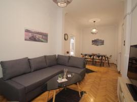 Thessaloniki Center Aristotelous Apartment, пляжный отель в Салониках