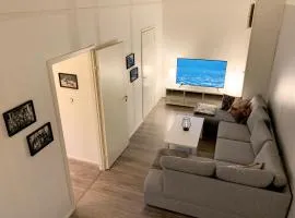 Wanha Koulu Tahko Onnela, 4mh, Palju, Sauna, Tupakeittiö, Wifi, Liikuntasali, RinteetSpaRavintola 6km, Lemmikit OK, Edukas