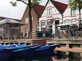 Hotel - Cafe De Harmonie, hotel in Edam