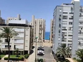 Migdal Luxury Suites Netanya J29