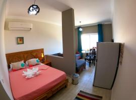 Blue Hole Studios, hotel en Saint Catherine