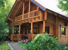 Chalet mit Schlossblick Wernigerode, Chalet 2、ヴェルニゲローデのシャレー