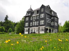 Hotel & Café Daheim, hotel in Masserberg