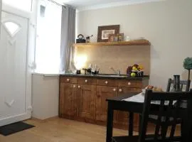 Pálma Apartmanok Szálláshely Százhalombatta 5a