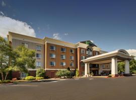 Holiday Inn Express Hotel & Suites Middleboro Raynham, an IHG Hotel, hotel near Plymouth Municipal Airport - PYM, Middleboro