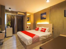 OYO 75368 Demadre Resort, hotel near Don Mueang International Airport - DMK, Ban Ko