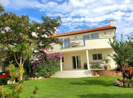 Apartment Oaza Mira, ξενοδοχείο σε Tribunj