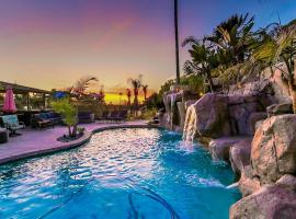 Ocean-View Estate with Casita, Heated Pool & Hot Tub home, rumah liburan di San Diego