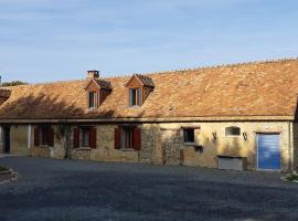 Le hameau, hotel with parking in Duneau
