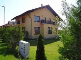 Casa Tita, дом для отпуска в городе Sînpetru