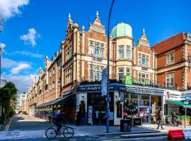 Holiday Inn Express London-Hammersmith by IHG, hotel v Londýně
