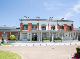 Hotel Lasa Sport, hotel v destinaci Valladolid