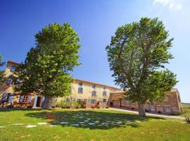 Domaine de Garille, Hotel in Aragon