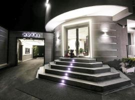 Hotel Trionfal、クアリアーノのホテル