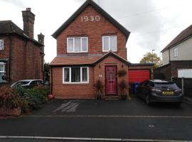 24 Fairfield Road, bed and breakfast v destinaci Uttoxeter