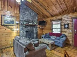 Timber Brooke Cabin Hot Tub and Central Location!