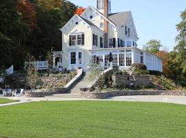 Inn at Taughannock Falls, hótel í Ithaca