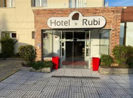 Hotel Rubi, отель типа «постель и завтрак» в городе Визеу