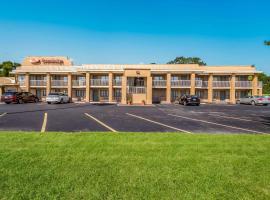 Econo Lodge Kearney - Liberty, lodge in Kearney