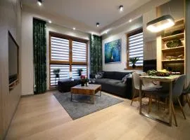 4UApart-Apartment suite Platan Tower Paradiso