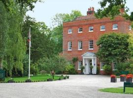 Mulberry House, cheap hotel in Ongar