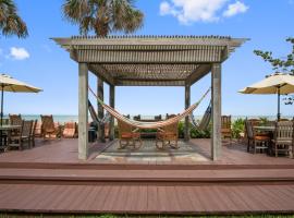 Beach Place Guesthouses, Ferienwohnung mit Hotelservice in Cocoa Beach