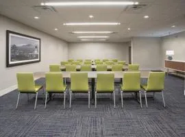 Holiday Inn Express & Suites - Yorkville by IHG