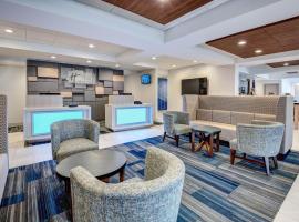 Holiday Inn Express Woodbridge, an IHG Hotel: Avenel şehrinde bir otel