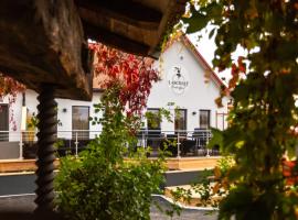 Biohofgut LASCHALT, hotel in Deutsch Kaltenbrunn