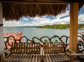 Hotel Aurora, Hotel in Flores